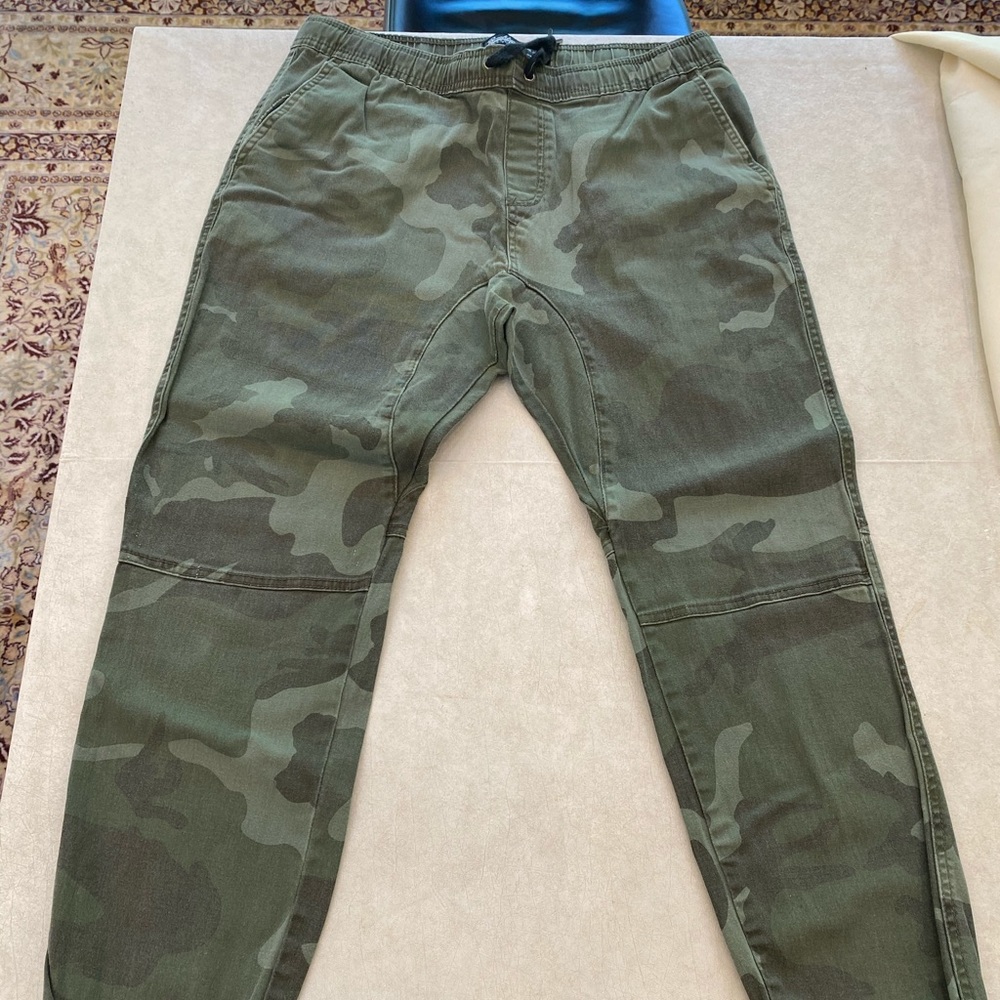 BROOKLYN CLOTH CAMO JOGGERS